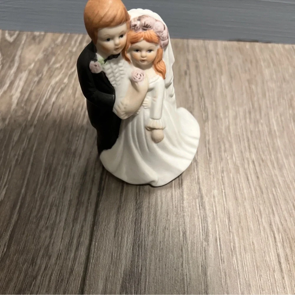 Vintage 1980s Wedding Cake Topper